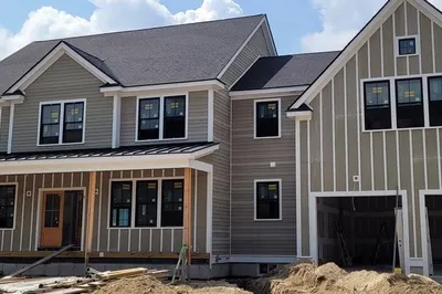 8 Litchfields Way