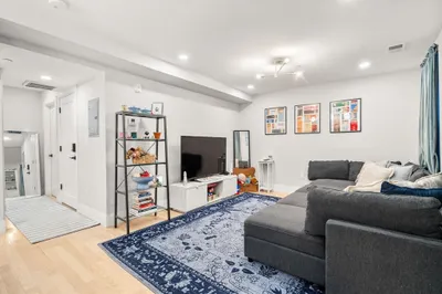 10 Lamson Court #1