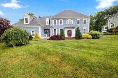 18 Robin Drive 1