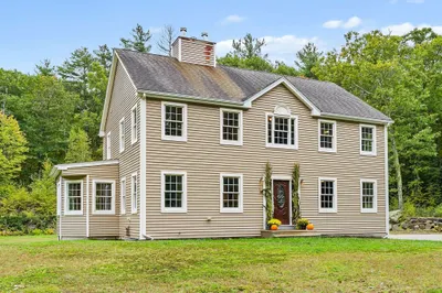 208 SW Main St 1