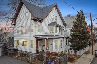 49 Clifton St