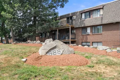 688 Boston Post Rd E Rd #100