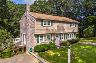 31 Donnelly Cross Rd 1