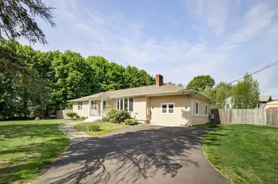 527 Brayton Ave 1