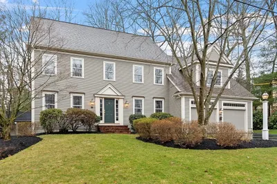 12 Sullivan St 1