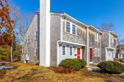 300 Falmouth Rd #16A
