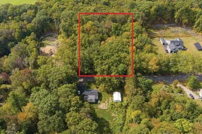 354 W Sutton Rd 1