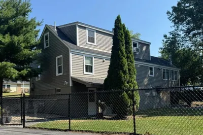34 Manning Rd 1