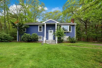 72 Westfield Dr 1