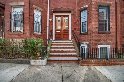 32 Williams St #1 1