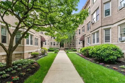 60 Dwight St #2