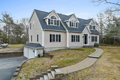 7 Pleasant Harbour Rd 1