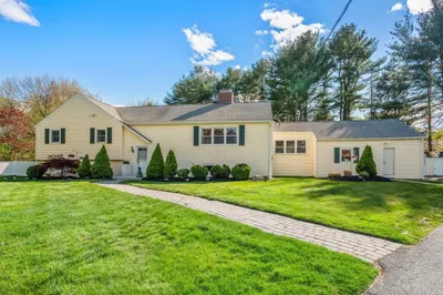 13 Pinecrest Road