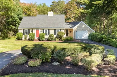 41 Great Pines Dr 1