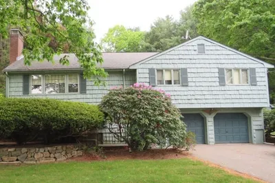 40 Hearthstone Drive