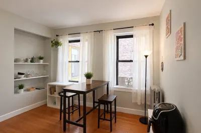 32 Reedsdale St #3 1