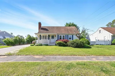 36 Memorial Dr 1