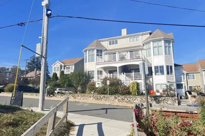 170 Cliff Ave #170 1
