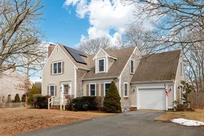 8 Gordon Ln 1