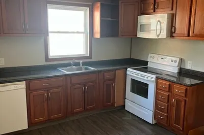 6 Chandler Ave #1