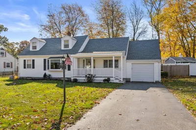 15 Great Republic Ave 1