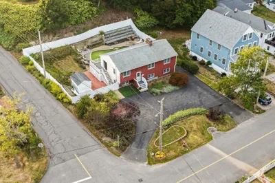 411 Newport Road 1
