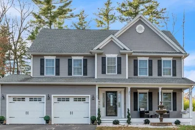23 Carla Ln 1