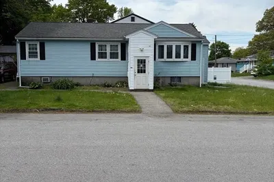 20 Dana St