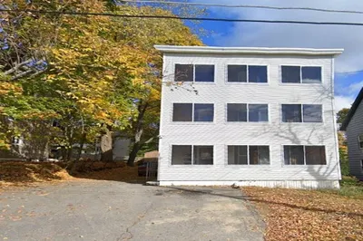 132 Washington St 1