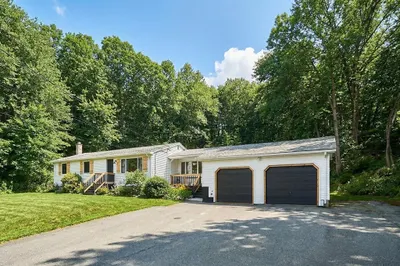 25 Ludlow Rd 1