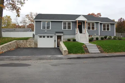 30 Maple St
