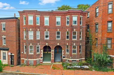 4 Fort Ave #2