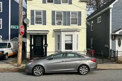 93 W 3rd Street