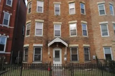 102 Moreland St 1