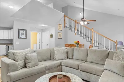216 Reservoir St ##304 1