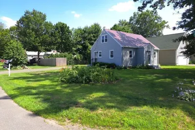 155 Yeoman Ave 1