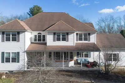 105 Freeman Rd 1