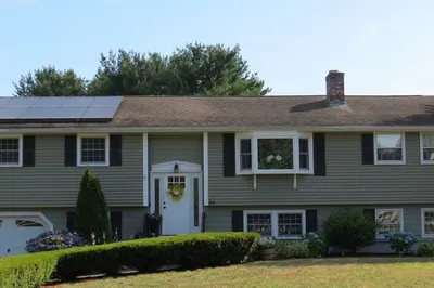 54 Burnham Rd 1