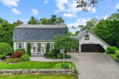 39 Pershing Ave 1