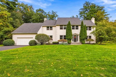 6 Peter Porcaro Drive 1