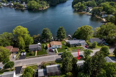 44 Fort Meadow Drive 1