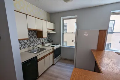 1415 Commonwealth Ave #302 1