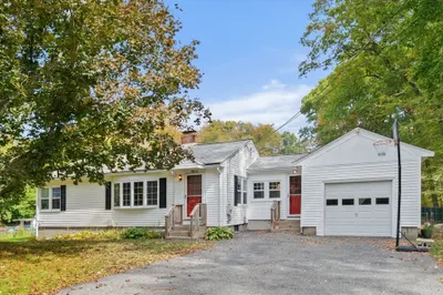 56 Woodland Road 1