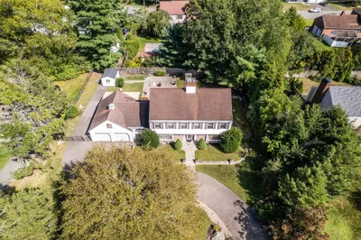 159 Braemoor Rd 1