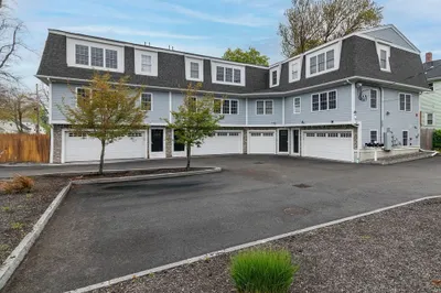 60 Cleverly Court #3 1