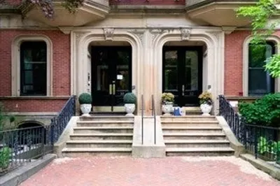 30 Commonwealth Ave #1