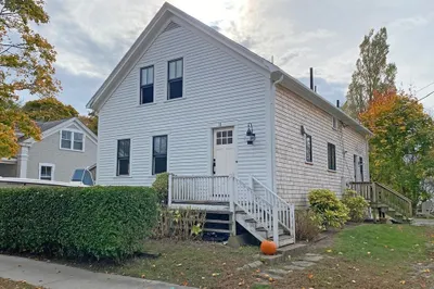 11 Mechanic St 1