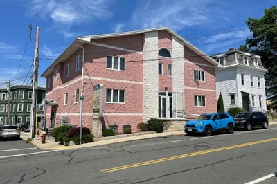 333 Front St #4 1