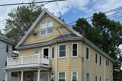 127 Arlington St 1