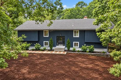 21 Woodvale Ave 1
